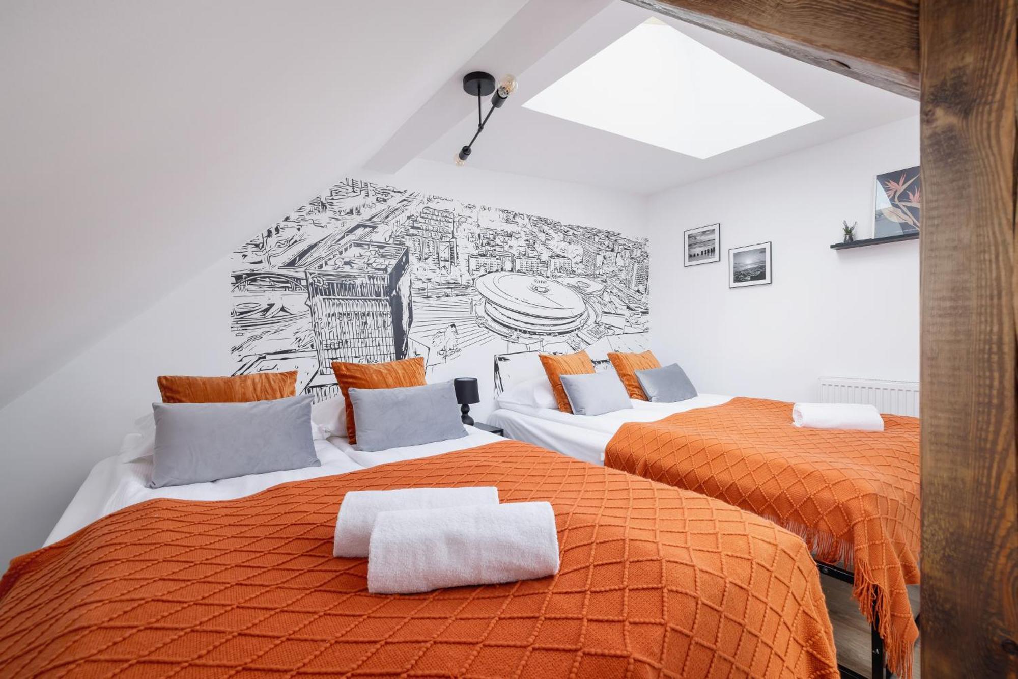 Cosy Apartments Kosciuszki Near The Main Train Station By Noclegi Renters Катовице Екстериор снимка