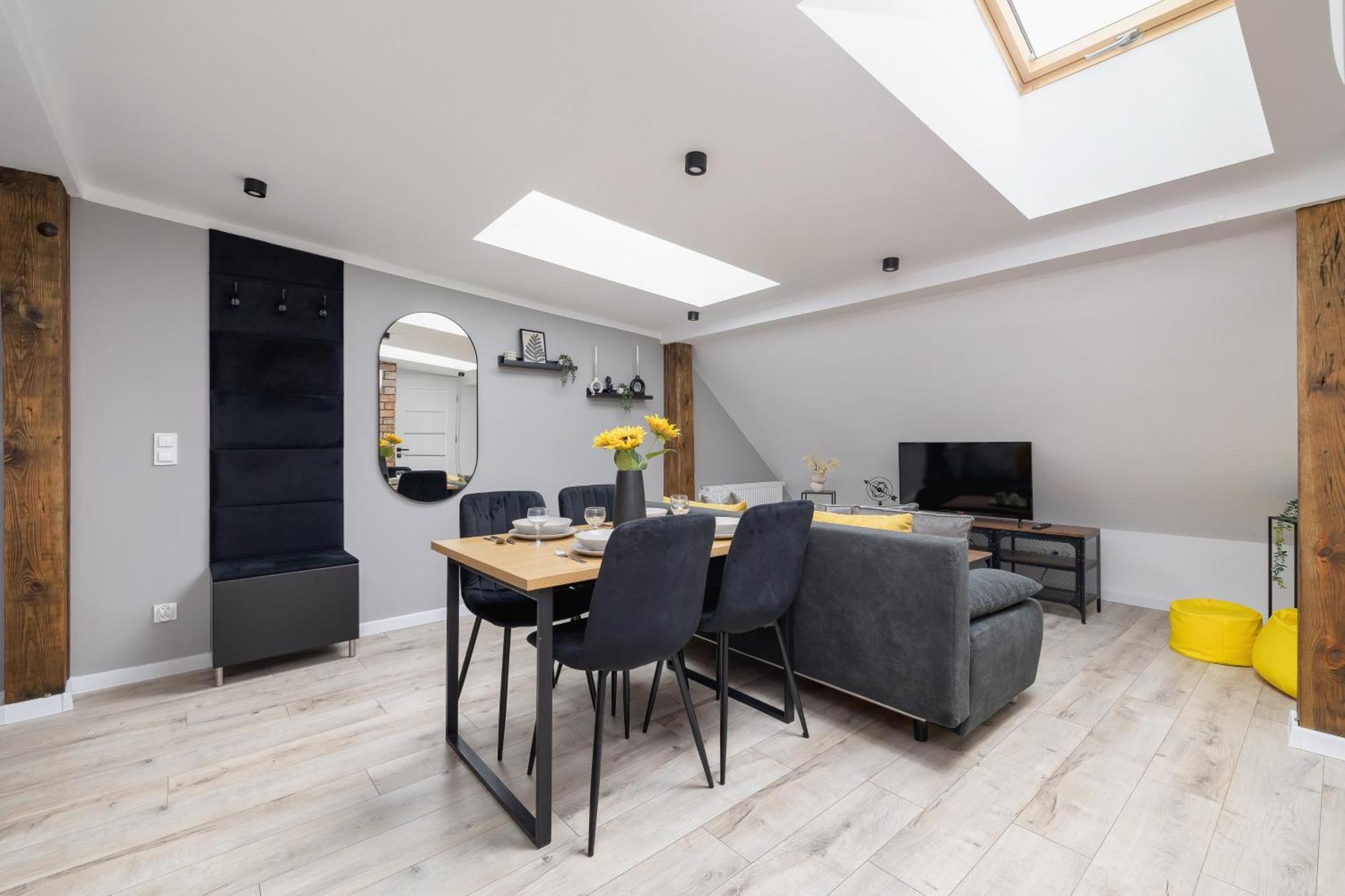 Cosy Apartments Kosciuszki Near The Main Train Station By Noclegi Renters Катовице Екстериор снимка