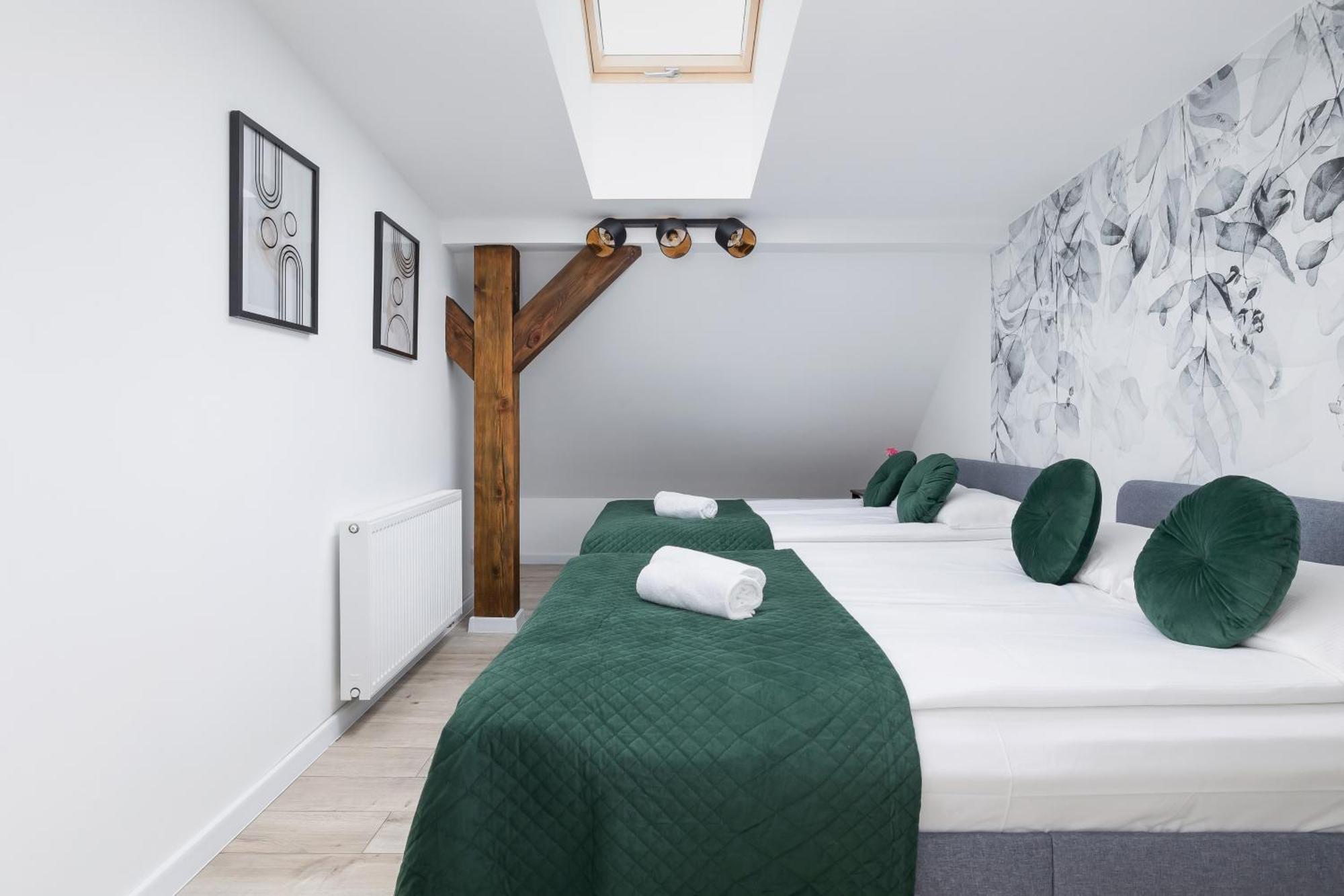 Cosy Apartments Kosciuszki Near The Main Train Station By Noclegi Renters Катовице Екстериор снимка