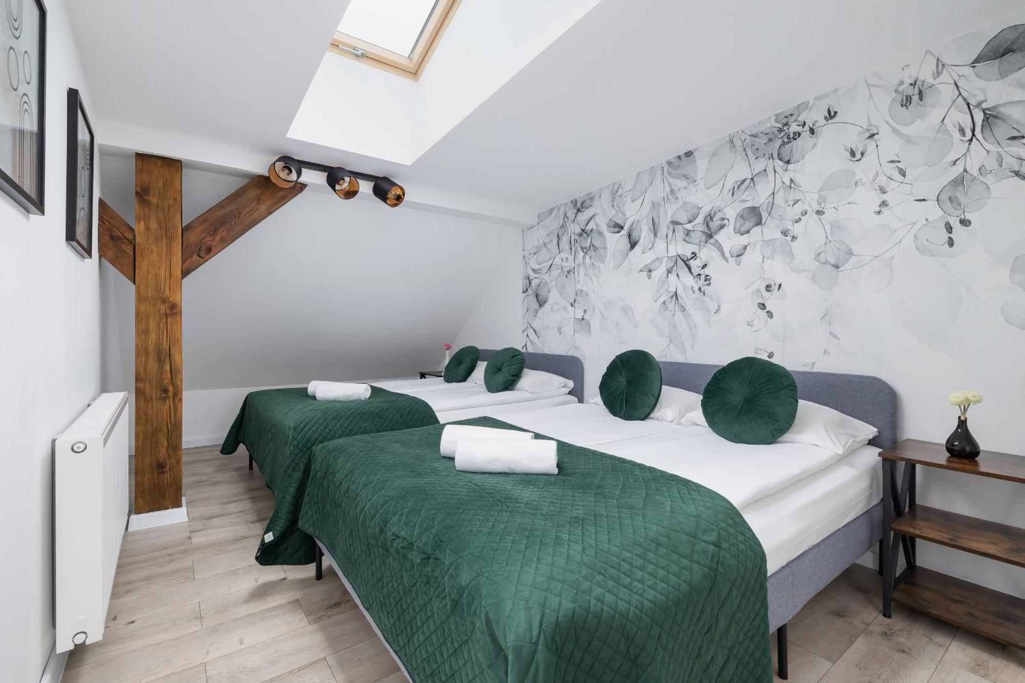 Cosy Apartments Kosciuszki Near The Main Train Station By Noclegi Renters Катовице Екстериор снимка